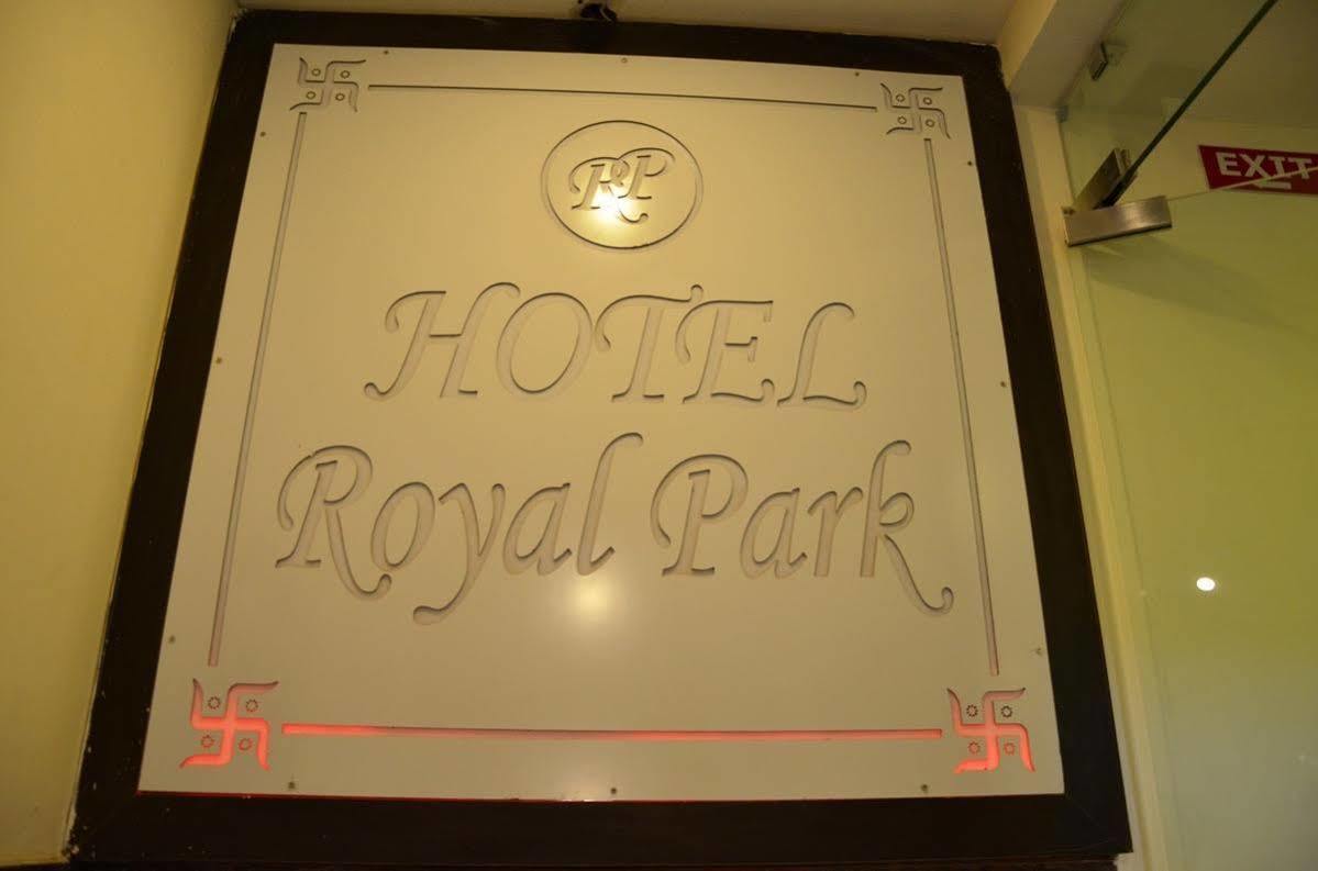 Hotel Royal Park 22 Csandígarh Kültér fotó